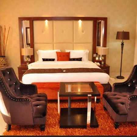 Palazzo Dumont Hotel Ikuata Extérieur photo