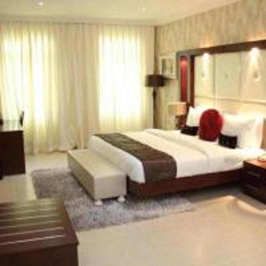 Palazzo Dumont Hotel Ikuata Extérieur photo