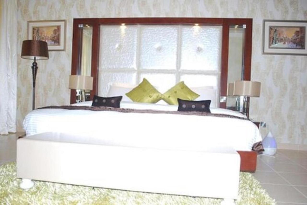 Palazzo Dumont Hotel Ikuata Extérieur photo