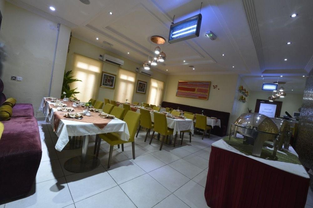 Palazzo Dumont Hotel Ikuata Extérieur photo